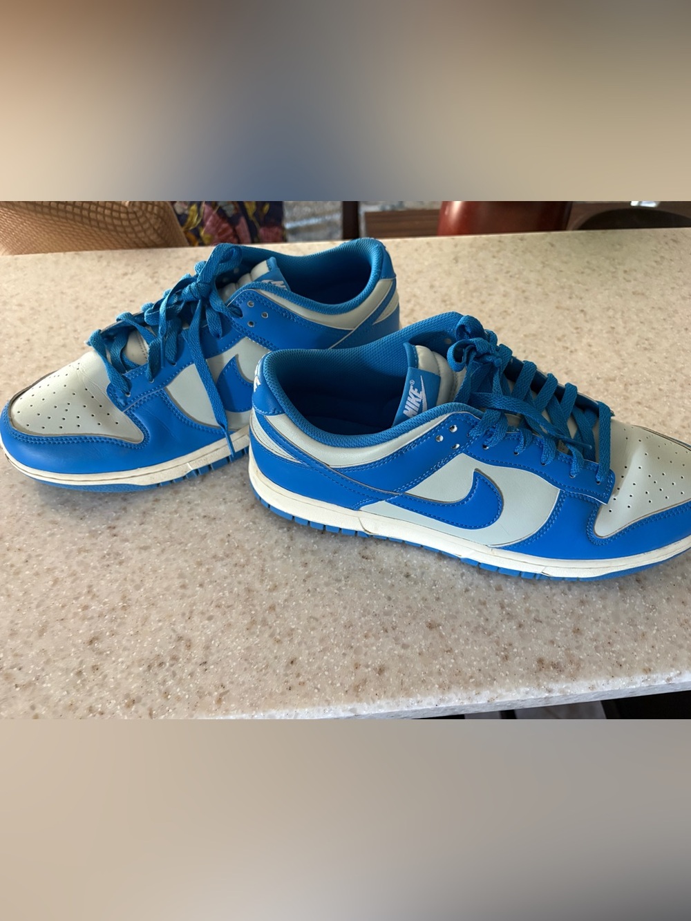 Nike Low-Top Sneakers in Bright Blue and Light Gray